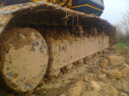 ขายด่วน kobelco 200 sk07 ไมีมีเล่ม รถสวยไม่มีรอยแตก ต่อรองได้ 080-1253450