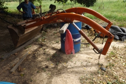 ขายและ รับติดตั้ง ชุดบุ้งกี้ตักหน้า สำหรับรถไถทุกรุ่นทุกยี่ห้อ