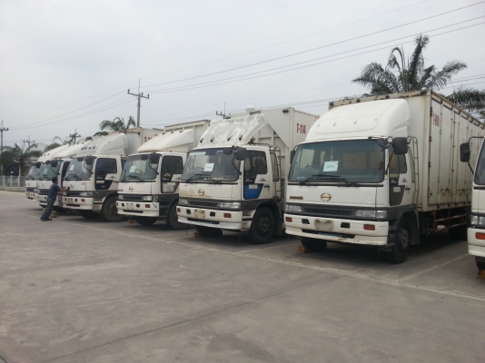 6 ล้อตู้แห้งFF1J 210โบว์