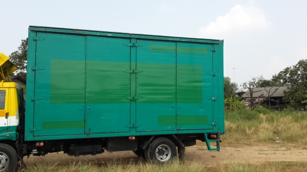 ขายตู้ ถอดจากHINO FC 5.5เมตร ขายตู้ ถอดจากHINO FC 5.5เมตร