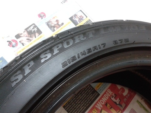 ยาง,215/45R17 DUNLOP-703 ปี12สภาพดีสี่เส้น 4,700 ยาง,215/45R17 DUNLOP-703 ปี12สภาพดีสี่เส้น 4,700