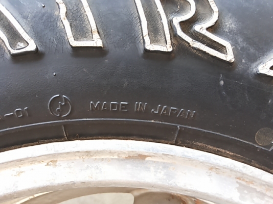 ม้ากระโดด4ขอช่องสั้น4×4คานแข็งLN65หน้า-หลัง เกีนร์RN36แท้ ม้ากระโดด4ขอช่องสั้น4×4คานแข็งLN65หน้า-หลัง เกีนร์RN36แท้