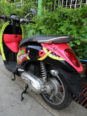 HONDA Scoopy I Vivid me ปี54 สีชมพูดำเครื่องเดิมสภาพสวย HONDA Scoopy I Vivid me ปี54 สีชมพูดำเครื่องเดิมสภาพสวย