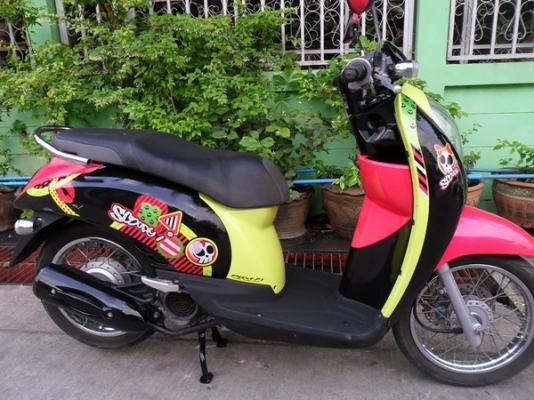 HONDA Scoopy I Vivid me ปี54 สีชมพูดำเครื่องเดิมสภาพสวย HONDA Scoopy I Vivid me ปี54 สีชมพูดำเครื่องเดิมสภาพสวย