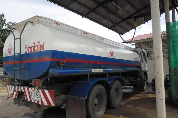 ขายด่วน รถบรรทุกน้ำมัน