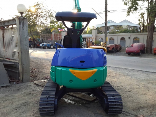 ขาย รถขุด KOMATSU รุ่น PC35MR   แทร็กเหล็ก มือสองญี่ปุ่น