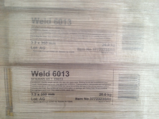 ขายลวดเชื่อม ESAB ขนาด 2.5mm , 3.2mm และ 4mm จำนวนมาก ราคาไม่แพง คุณภาพเกินราคาแน่นอนครับ