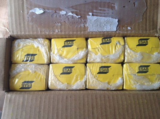 ขายลวดเชื่อม ESAB ขนาด 2.5mm , 3.2mm และ 4mm จำนวนมาก ราคาไม่แพง คุณภาพเกินราคาแน่นอนครับ