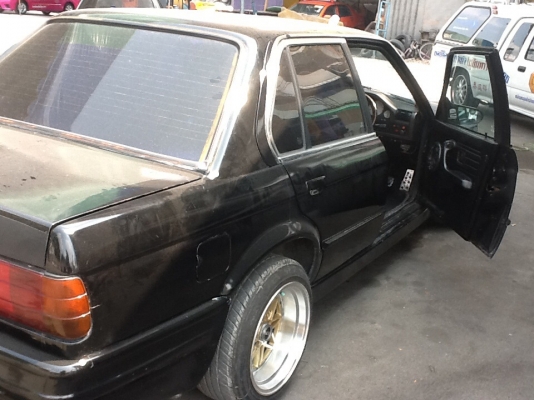 ขายBMW e30 เครื่องsr20 ต่อมาครับ