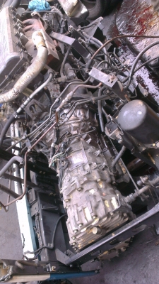 เครื่องยนต์ Mitsu 6M61 225แรงม้า  ปั้มใหญ่ ปั้มลมใหญ่ พร้อมเกียร์ 4WD auto  สภาพใหม่สุดๆ