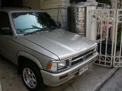 Toyota Mighty-X Van
