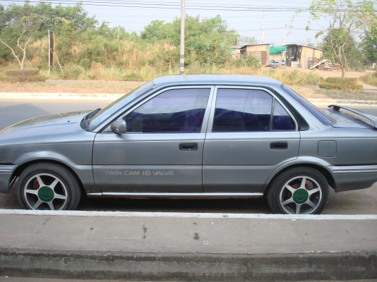 ขายรถเก๋ง toyota โดเรม่อน ปี90