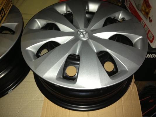 กะทะล้อ พร้อมฝาครอบ new yaris 15นิ้ว กะทะล้อ พร้อมฝาครอบ new yaris 15นิ้ว