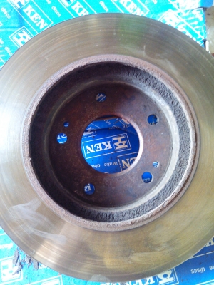 จานดิสหน้ามิตซูไททัน