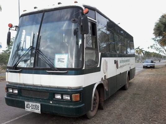 รถมินิบัสฮีโน่