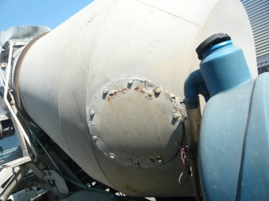 รถโม่ปูนเก่านอก