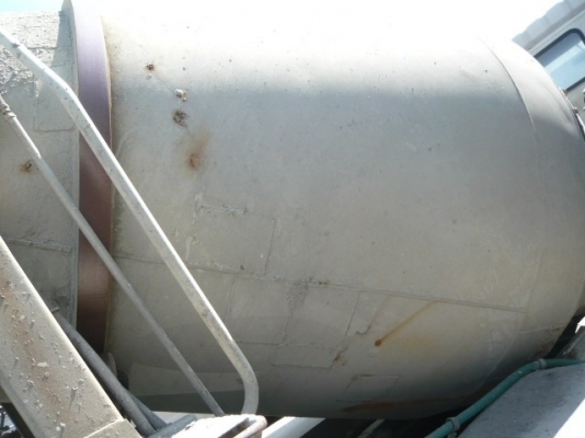 รถโม่ปูนเก่านอก