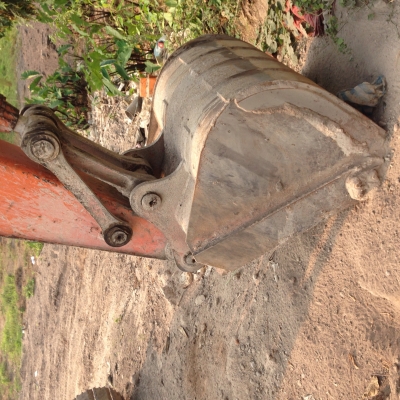 ขายแม็คโคร ฮิตาชิ ex200 ราคา700000บาท สนใจติดต่อ089-4370516 ขายแม็คโคร ฮิตาชิ ex200 ราคา700000บาท สนใจติดต่อ089-4370516