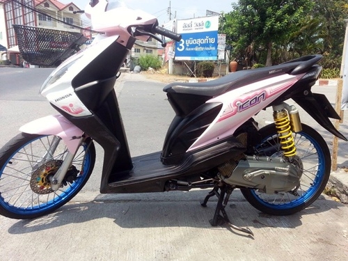 ----ขาย I CON ล้อ17 รถเดิมๆ ต้องปั้นอีกนิด ราคา เร้าๆๆ 11000บาท เข้ามาดูกันก่อน------