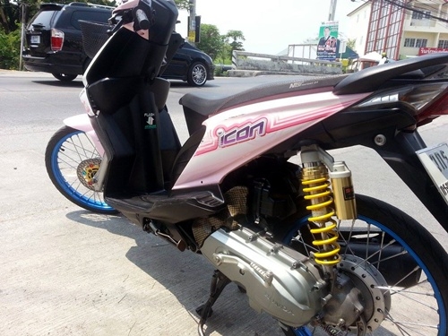 ----ขาย I CON ล้อ17 รถเดิมๆ ต้องปั้นอีกนิด ราคา เร้าๆๆ 11000บาท เข้ามาดูกันก่อน------