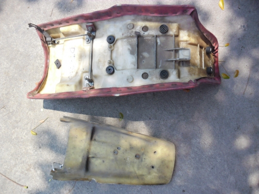 ขายอะไหล่ dt200 นิดหน่อยครับ เผื่อใครหาอยู่ ขายอะไหล่ dt200 นิดหน่อยครับ เผื่อใครหาอยู่