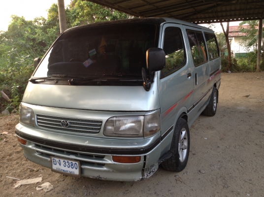 รถตู้หัวจรวจ มือสอง Toyota