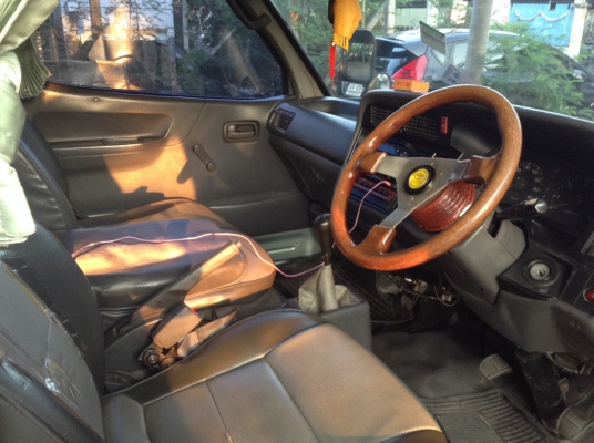 รถตู้หัวจรวจ มือสอง Toyota