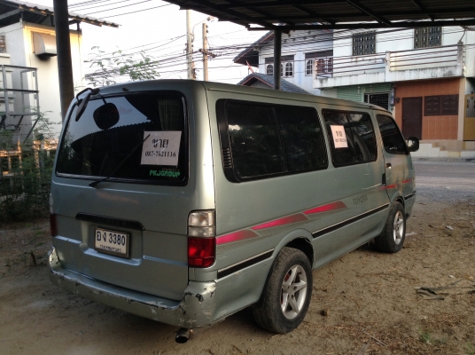 รถตู้หัวจรวจ มือสอง Toyota