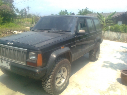 ขายรถจี๊ป ครับ รถใช้งานทะเบียนไม่ขาด ขายรถจี๊ป ครับ รถใช้งานทะเบียนไม่ขาด