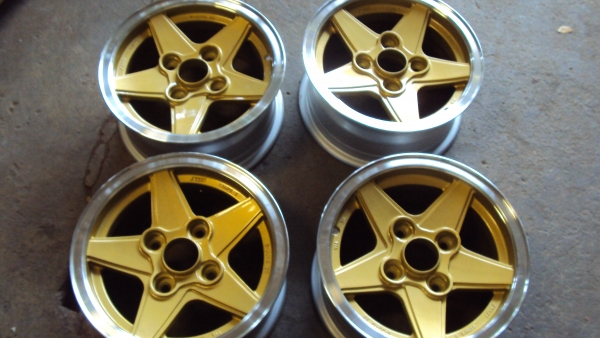 ขายล้อ13นิ้ว4รู114ราคาถูก4300บาท ขายล้อ13นิ้ว4รู114ราคาถูก4300บาท