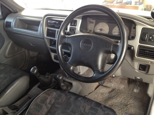 ขาย อีซูสุ ดราก้อนครับ ขาย อีซูสุ ดราก้อนครับ