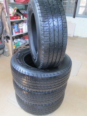ขายยางBF GOODRICH 205 70 15 4 เส้น ดอกลึก5ถึง6มิล4000