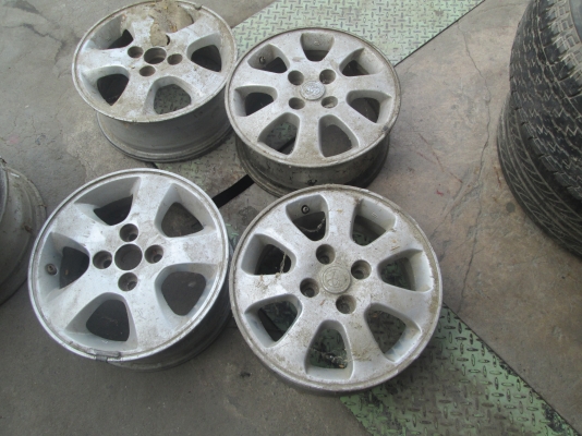 ขายครับแมกราคาถูกหลายรุ่นเลยครับ