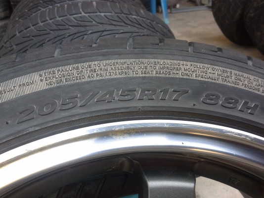 ล้อแม็กพร้อมยางมือสอง