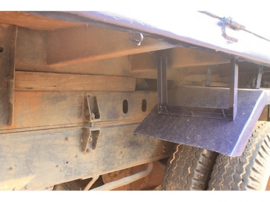 MITSUBISHI  527 M  2เพลา 195 แรง  โบ   850,000  บาท