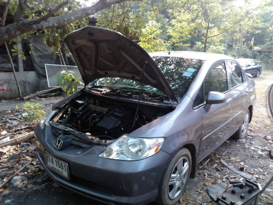 ขายฮอนด้าซิตี้ไอดีเอสไอปี03ตามสภาพ รถขี่ได้ปกติ เคยมีเฉี่ยวชนมาบ้างเล็กน้อยสมราคา (สิ่งต้องทำ ระบบไฟ รถติดไม่ครบสูบ แต่ขี่ได้ปกติเครื่องสั่นนิดหน่อย แอร์เย็นขี่ดีช่วงล่างดีสีดี ไม่ติดแกส เกียร์ธรรมดา เอาไปใช้ได้เลย ปิดบันชีรอเล่ม 15 วัน)