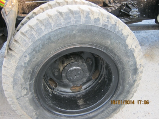 ขายรถบรรทุกหกล้อดั้มฮีโน่FF1J รถห้าง เครื่อง JO8C- 220 เเรงม้า เครื่องแน่นดี เฟื่องท้ายใหญ่ ZM หรือเ