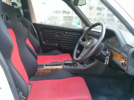 E30 2J แก็ส E30 2J แก็ส