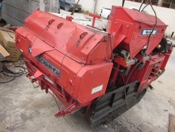 ขาย- รถเกี่ยวข้าว นวดข้าว แบบนั่งขับ KUBOTA NS450 มือสองจากญี่ปุ่น สภพาสวย พร้อมใช้งาน