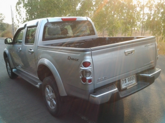 ขายรถบ้านมือเดียวตั้งแต่ป้ายแดง  D-MAX  HILANDER  3.0 ปี 2006