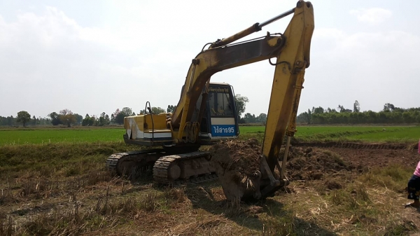 **870,000 บ.ต่อรอง**ขาย แบคโฮ KOBELCO Mark3 sk120 ไฟฟ้าเต็ม เครื่องเดิมปั้มเดิม แน่นดี แรง ช่วงล่างดี แทรกดีโรลเลอร์ดี โซ่ดี เอวแน่นทำงานดีไม่โหลด แอร์เย็น สีสันพอใช้ รถทำงานปกติ เอกสารเล่มทะเบียน พร้อมใช้ พร้อมลุยงาน ราคาต่อรองได้เด้อ พี่น้องครับ **870,000 บ.ต่อรอง**ขาย แบคโฮ KOBELCO Mark3 sk120 ไฟฟ้าเต็ม เครื่องเดิมปั้มเดิม แน่นดี แรง ช่วงล่างดี แทรกดีโรลเลอร์ดี โซ่ดี เอวแน่นทำงานดีไม่โหลด แอร์เย็น สีสันพอใช้ รถทำงานปกติ เอกสารเล่มทะเบียน พร้อมใช้ พร้อมลุยงาน ราคาต่อรองได้เด้อ พี่น้องครับ