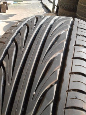 205/45R16 ปี 2011 มี 2 เส้น TEL.081-427-3941 205/45R16 ปี 2011 มี 2 เส้น TEL.081-427-3941