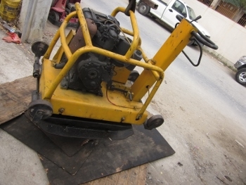 ขาย- เครื่องตบดิน พื้นเรียบ แบบเดินตาม ขนาดใหญ่ พร้อมใช้งาน มือสองเก่าญี่ปุ่นแท้ครับ