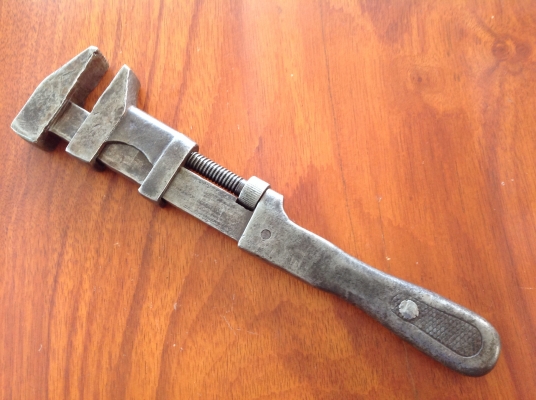 ขายคอม้าโบราณ 15" หัวค้อน