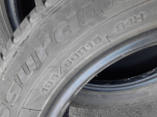 185/60R15 GOODYEAR มี 2 เส้น  TEL.081-427-3941