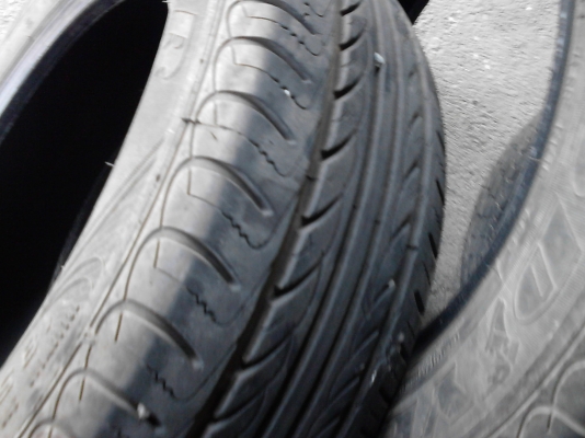 185/60R15 GOODYEAR มี 2 เส้น  TEL.081-427-3941
