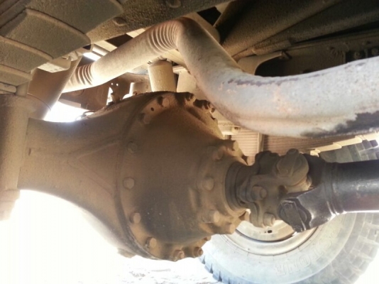 รถฮีโน่  6  ล้อดั้ม 195  แรงม้า.  สนใจติดต่อ  081 - 6079515