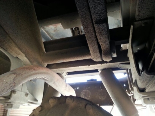 รถฮีโน่  6  ล้อดั้ม 195  แรงม้า.  สนใจติดต่อ  081 - 6079515