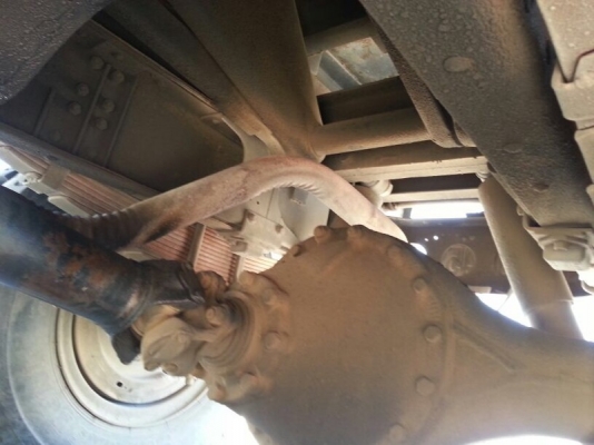 รถฮีโน่  6  ล้อดั้ม 195  แรงม้า.  สนใจติดต่อ  081 - 6079515