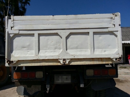 รถฮีโน่  6  ล้อดั้ม 195  แรงม้า.  สนใจติดต่อ  081 - 6079515